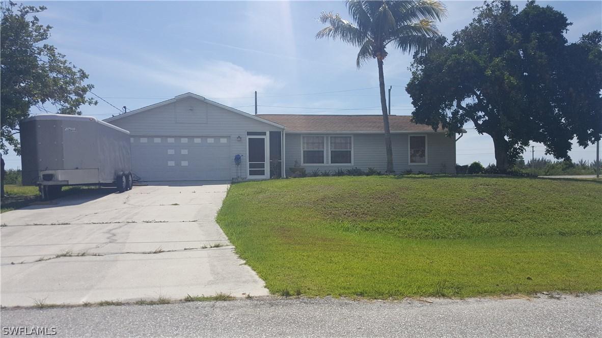 902 NW 24th Ave., Cape Coral, FL 33993
