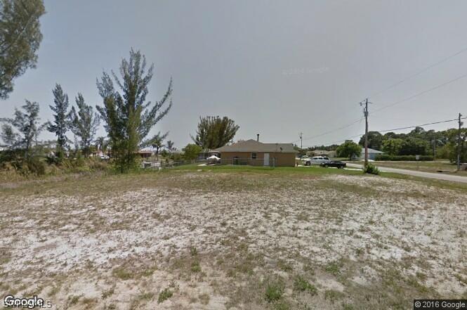 1935 SW 8th Ct., Cape Coral, FL 33991