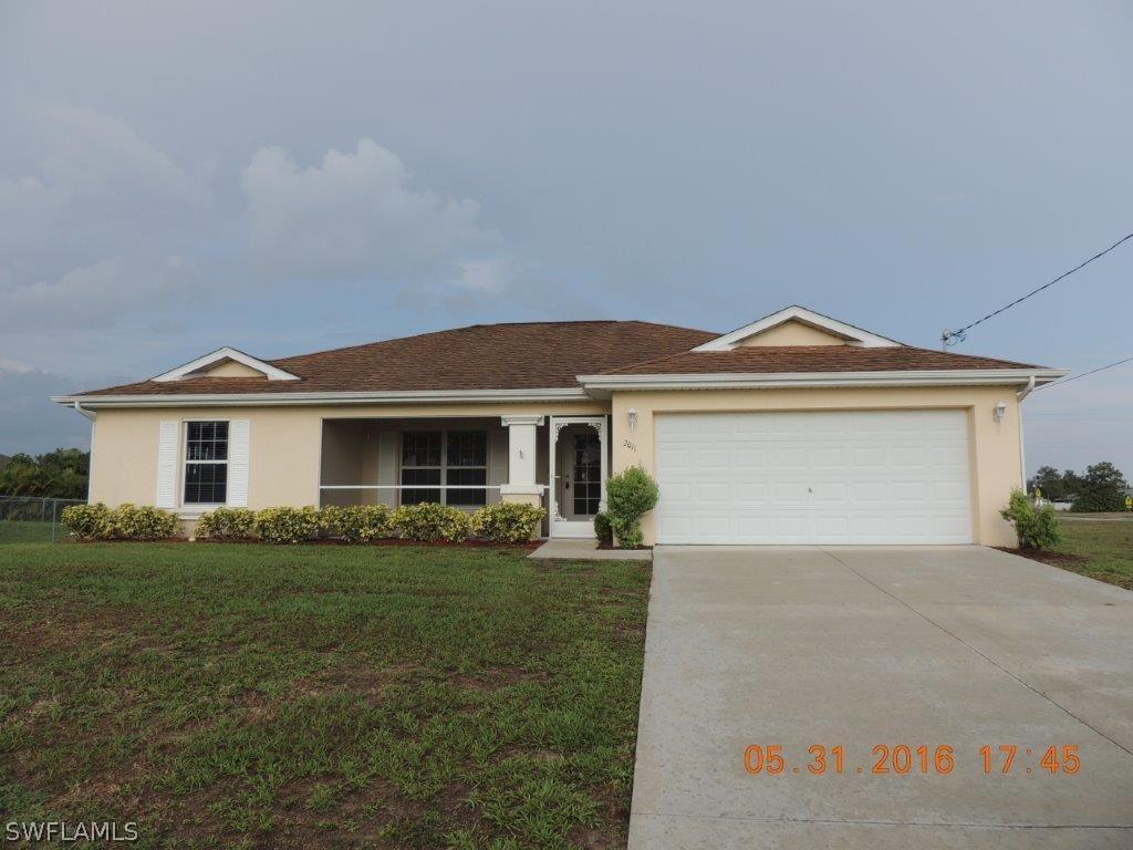 2011 SW 8th Pl., Cape Coral, FL 33991