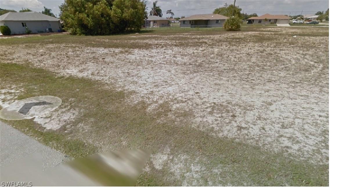 25 SW 19th Ter., Cape Coral, FL 33991