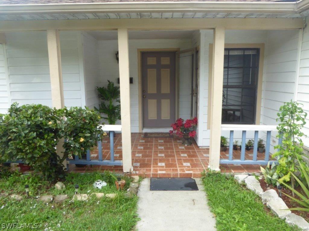 2247 SW 4th St., Cape Coral, FL 33991