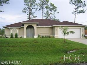 2902 Rita Ave., Lehigh Acres, FL 33971