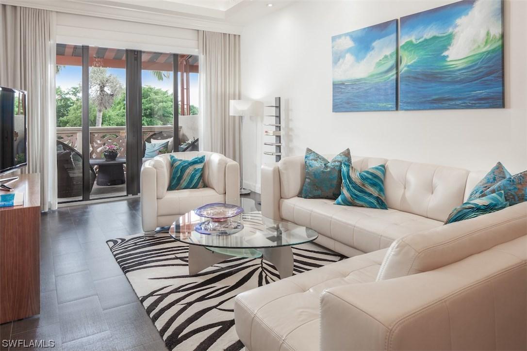 555 5th Ave. #202, Naples, FL 34102