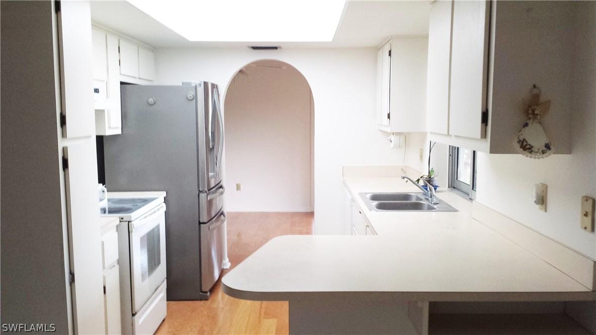 216 SE 4th Pl., Cape Coral, FL 33990