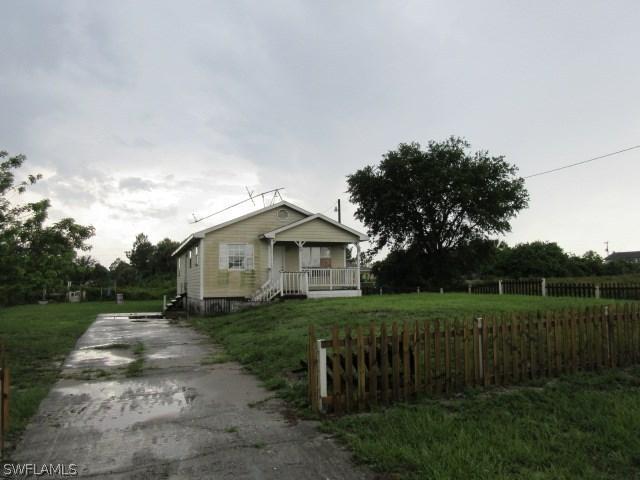 3905 21st St., Lehigh Acres, FL 33976
