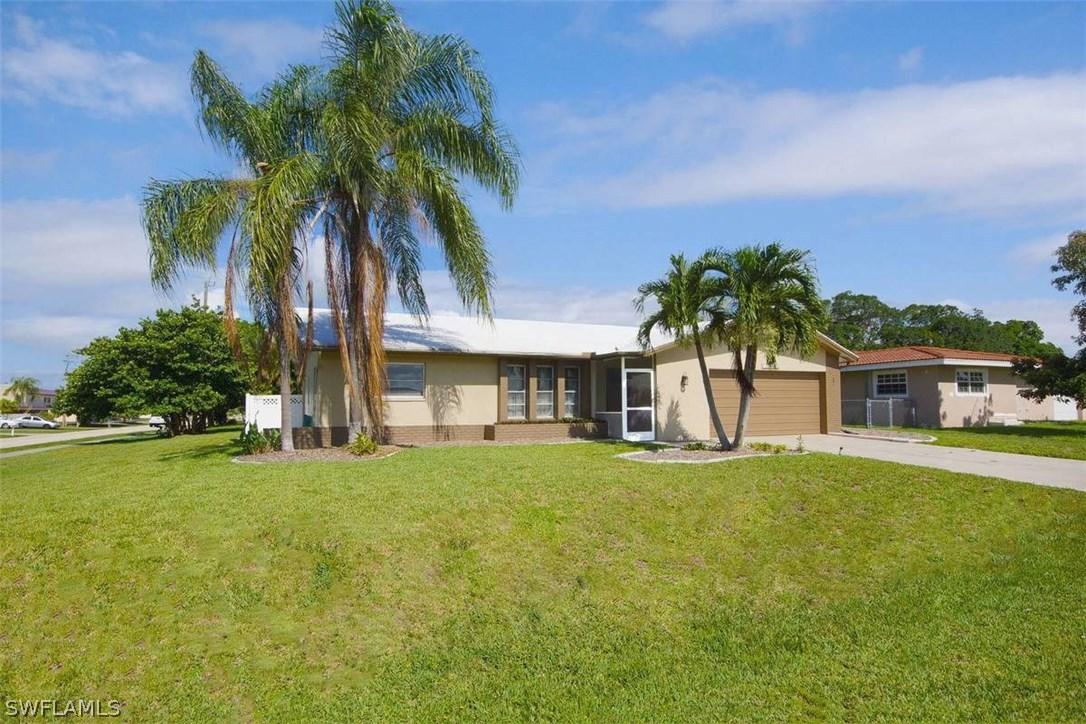 4536 SE 14th Pl., Cape Coral, FL 33904