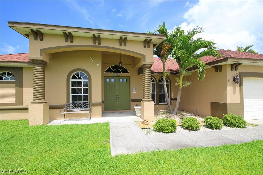 620 SE 21st Ave., Cape Coral, FL 33990