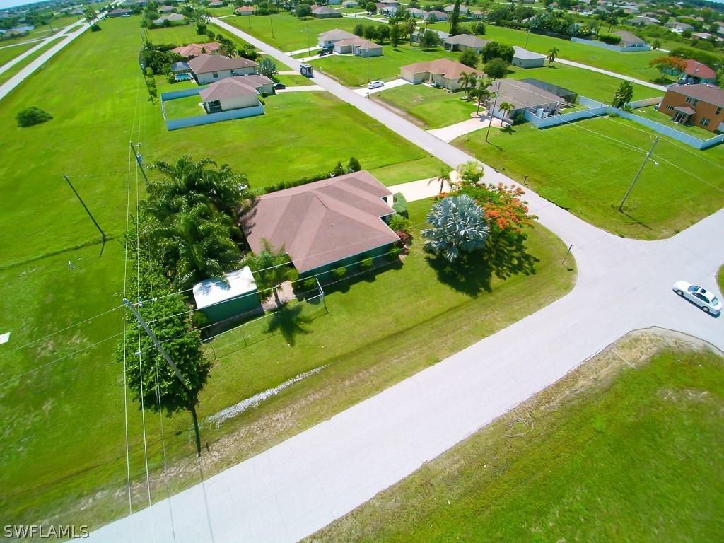 2111 NW 7th Ter., Cape Coral, FL 33993
