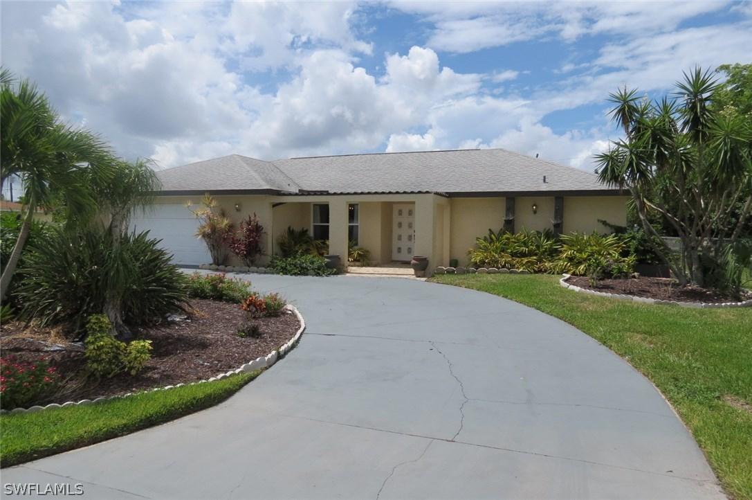 1220 SE 34th Ter., Cape Coral, FL 33904