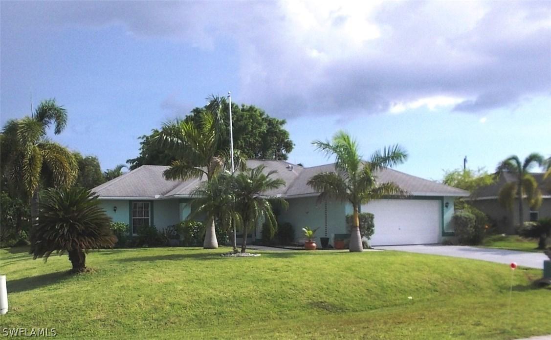 910 SW 32nd Ter., Cape Coral, FL 33914