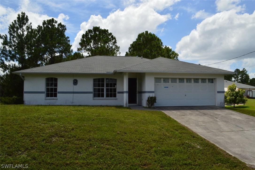 821 Lee Ave., Lehigh Acres, FL 33972
