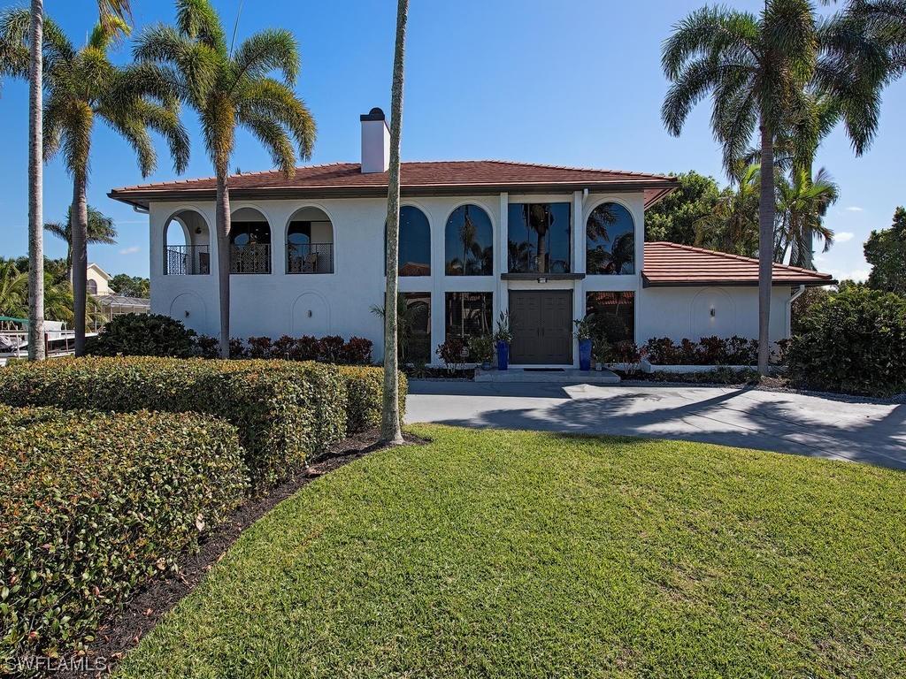 2211 Kingfish Rd., Naples, FL 34102