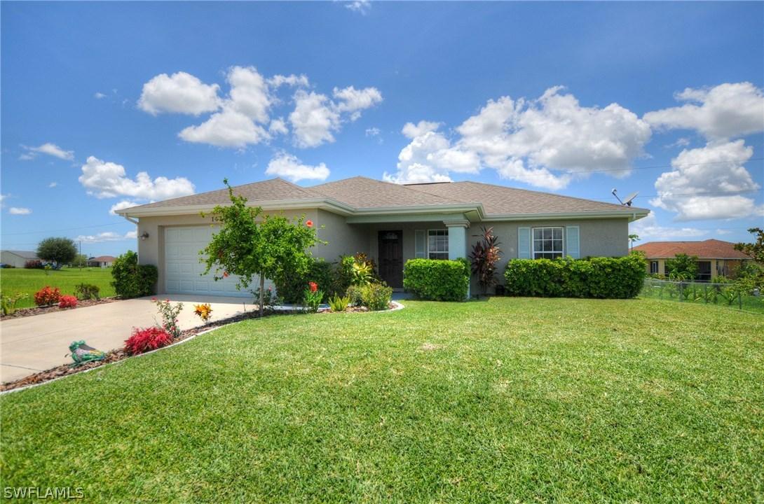 1422 NE 7th Ave., Cape Coral, FL 33909