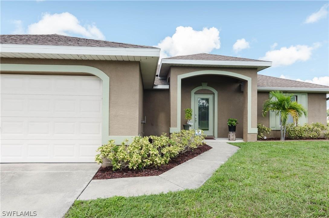3008 SW 5th Pl., Cape Coral, FL 33914