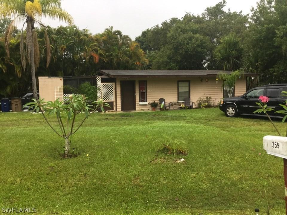 359 Kingston Dr., Fort Myers, FL 33905