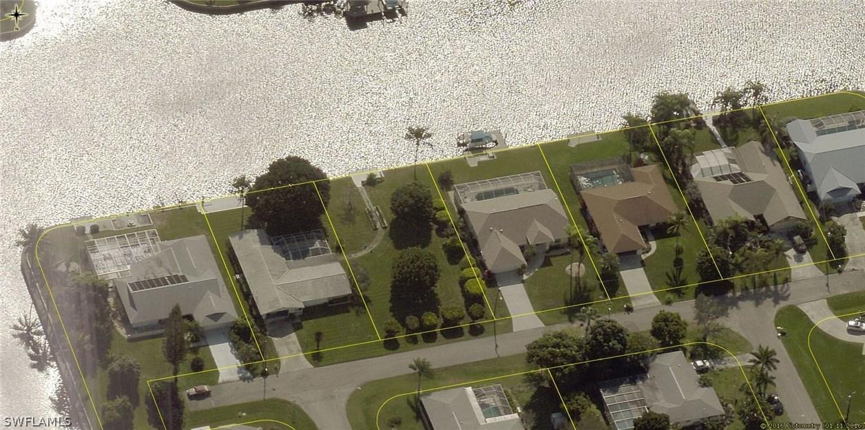 918 SE 43rd St., Cape Coral, FL 33904