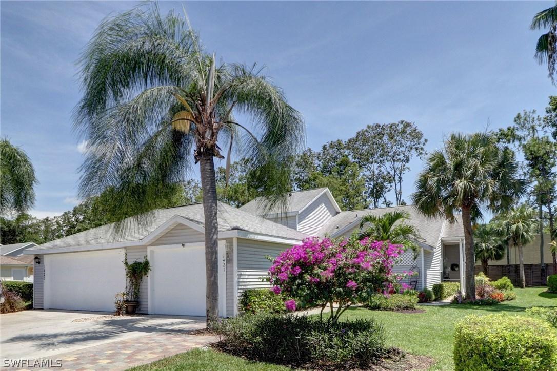 1421 Monarch Cir., Naples, FL 34116