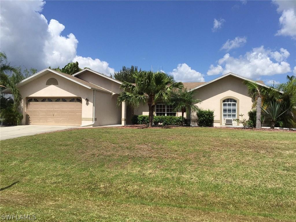 1423 SW 4th Ct., Cape Coral, FL 33991