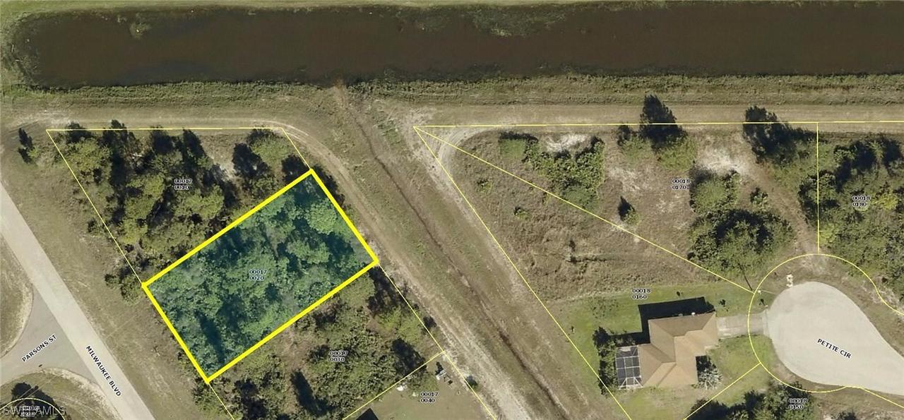 65 Milwaukee Blvd., Lehigh Acres, FL 33974