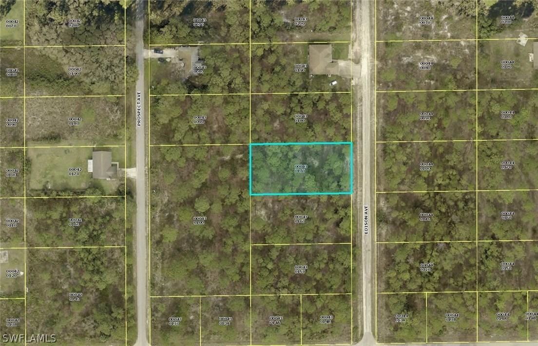 1107 Edison Ave., Lehigh Acres, FL 33972