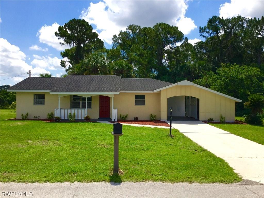 118 Lincoln Ave., Lehigh Acres, FL 33936