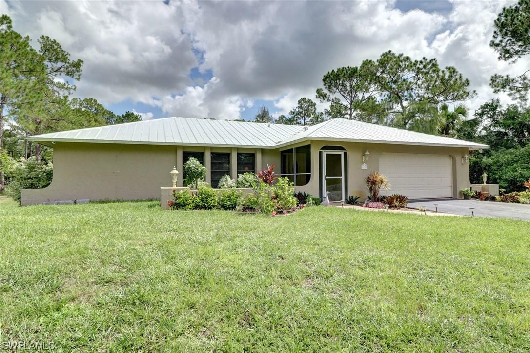 4115 5th Ave., Naples, FL 34119