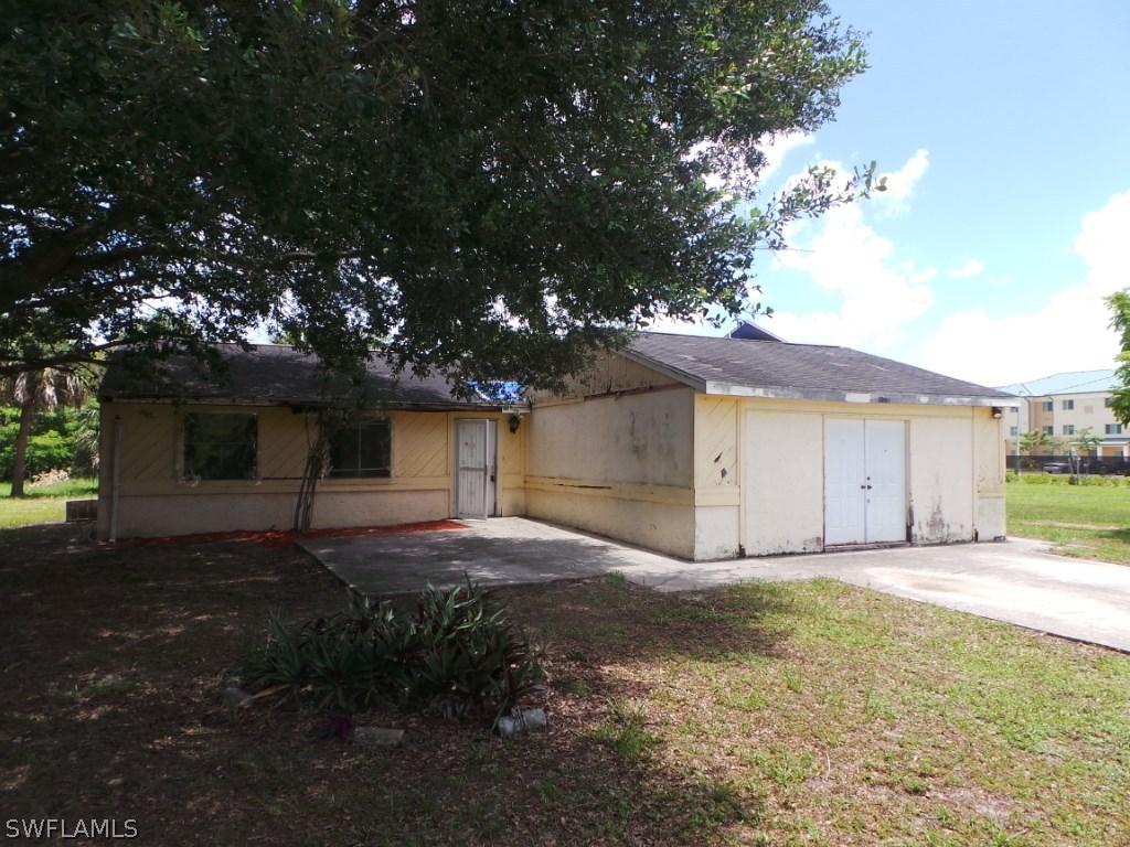 1771 Starnes Ave., Fort Myers, FL 33916