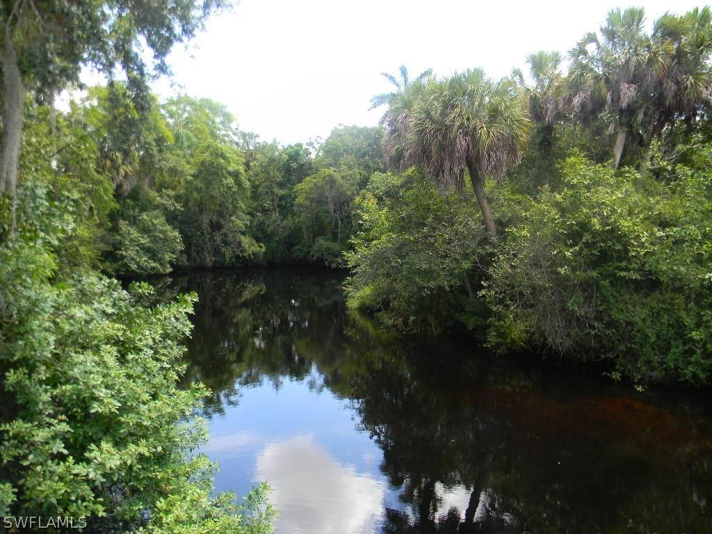 11015 Avocado Dr., Bonita Springs, FL 34135