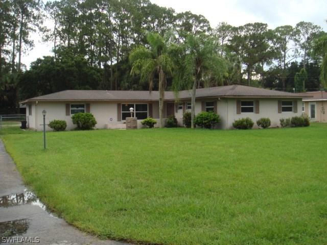 212 8th Ave., Lehigh Acres, FL 33936