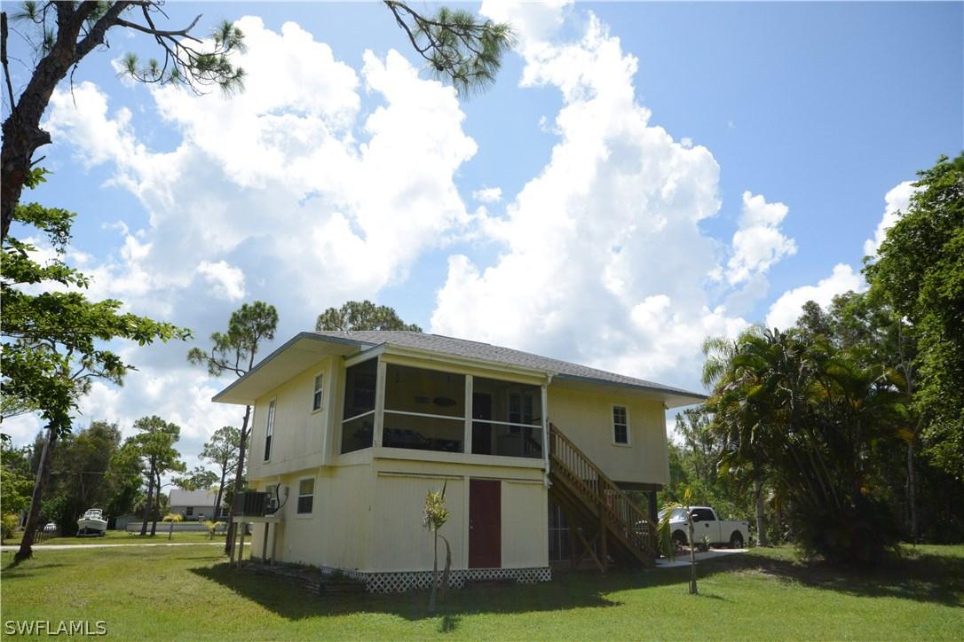 8595 Redwood Dr., St James City, FL 33956