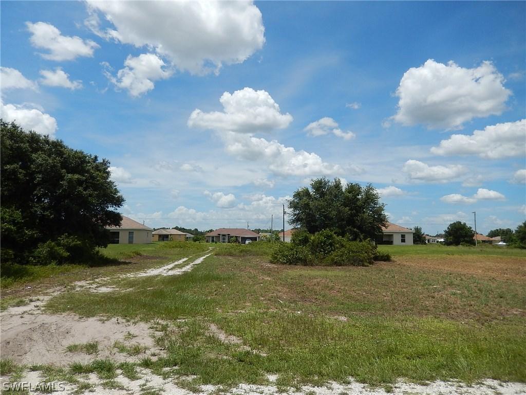 4118 8th St., Lehigh Acres, FL 33976