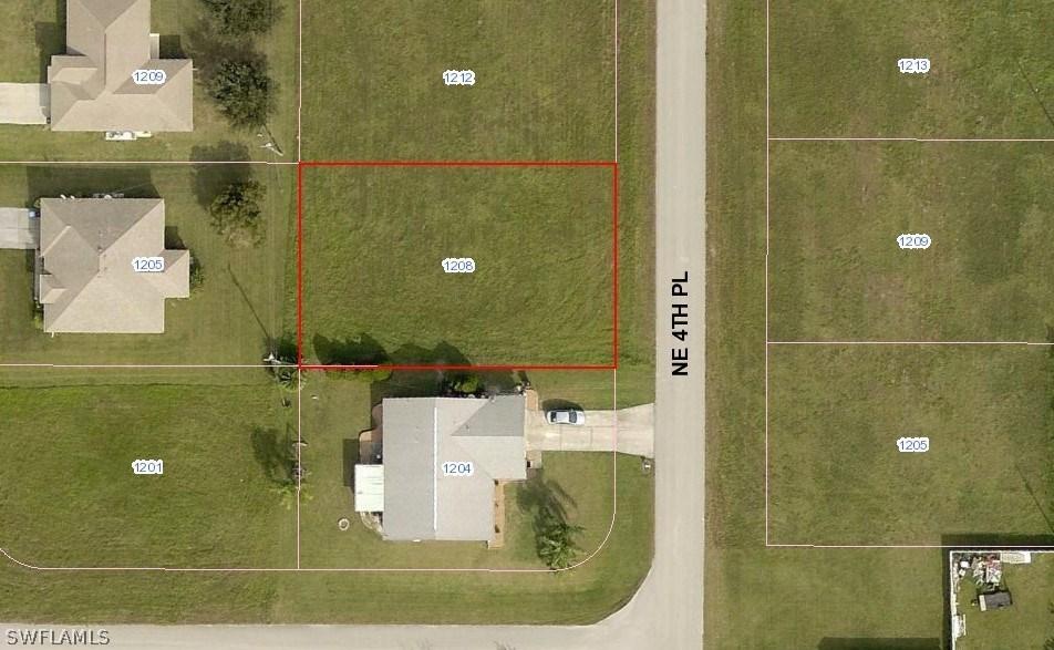 1208 NE 4th Pl., Cape Coral, FL 33909