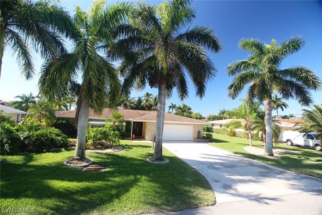 1938 SE 36th Ter., Cape Coral, FL 33904