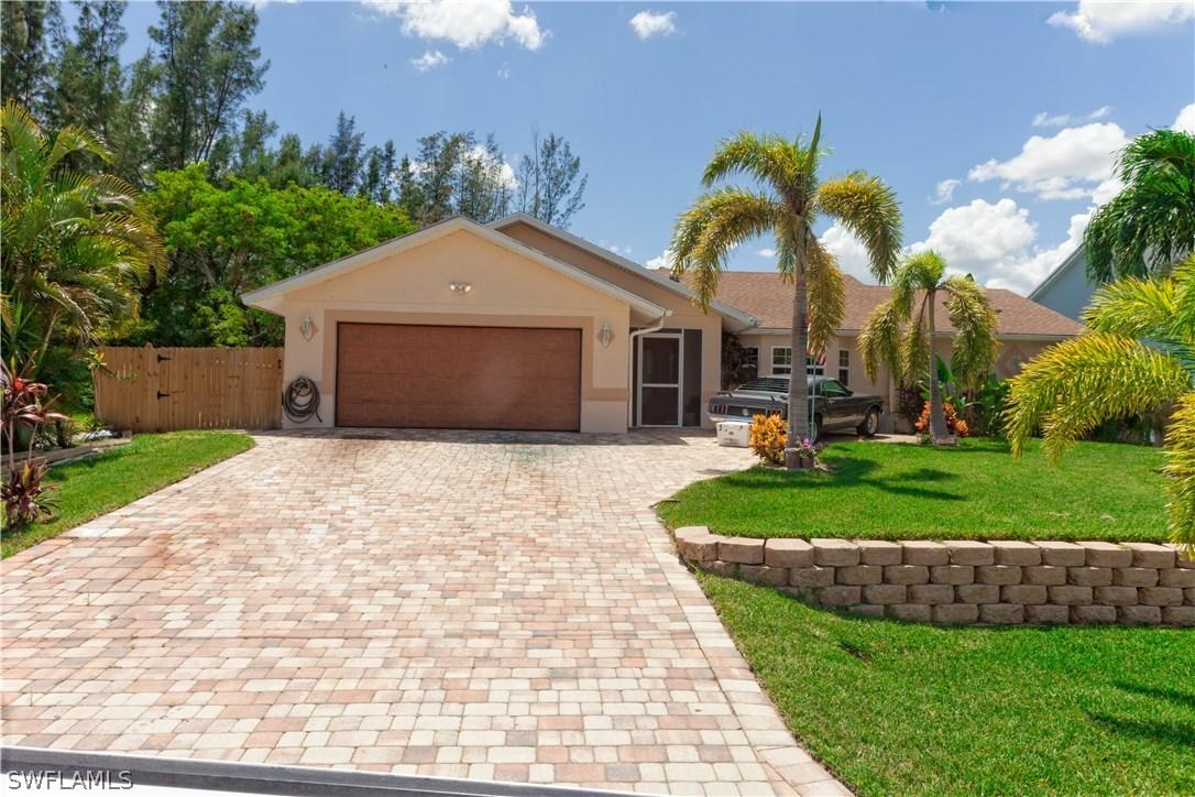 2708 SW 2nd Pl., Cape Coral, FL 33914