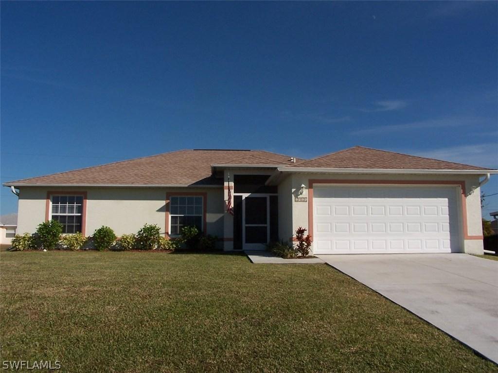 2921 NE 4th Pl., Cape Coral, FL 33909