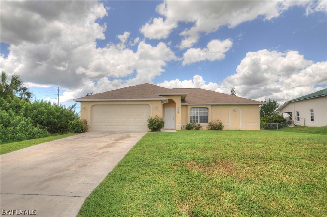2209 NW 7th Ter., Cape Coral, FL 33993