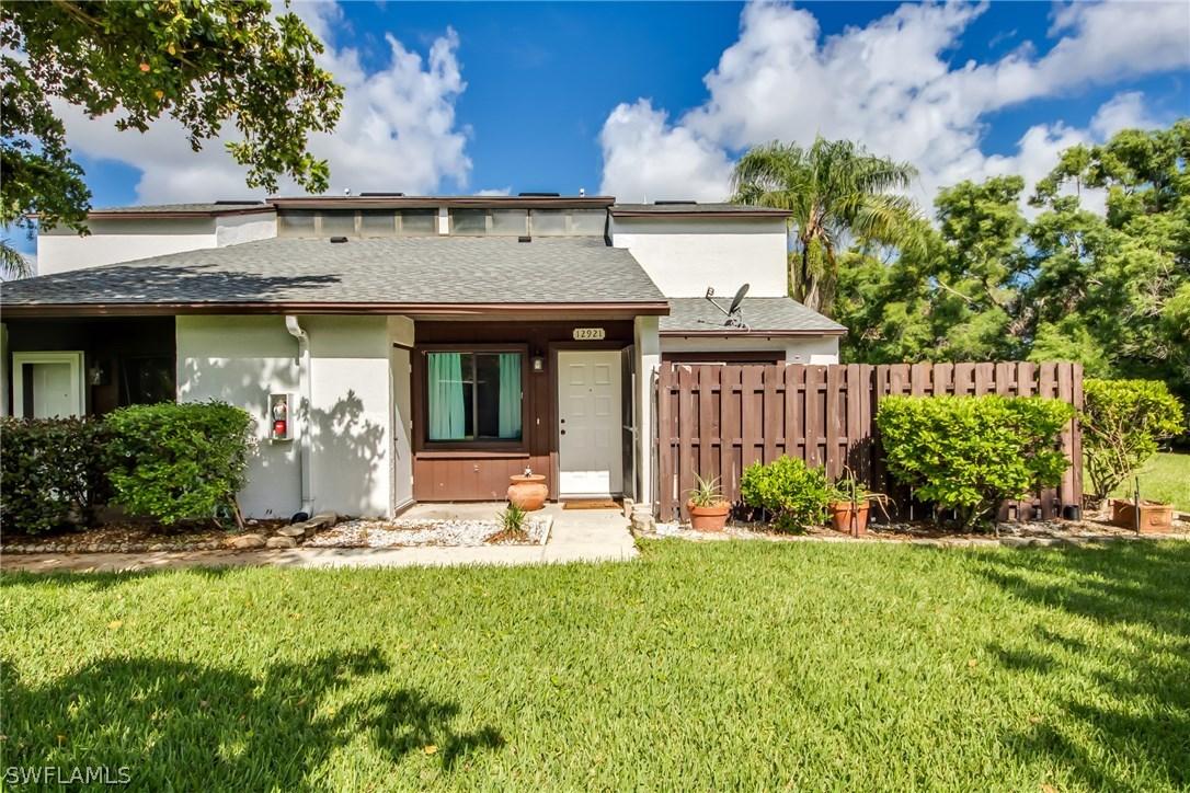 12921 Meadowood Ct., Fort Myers, FL 33919