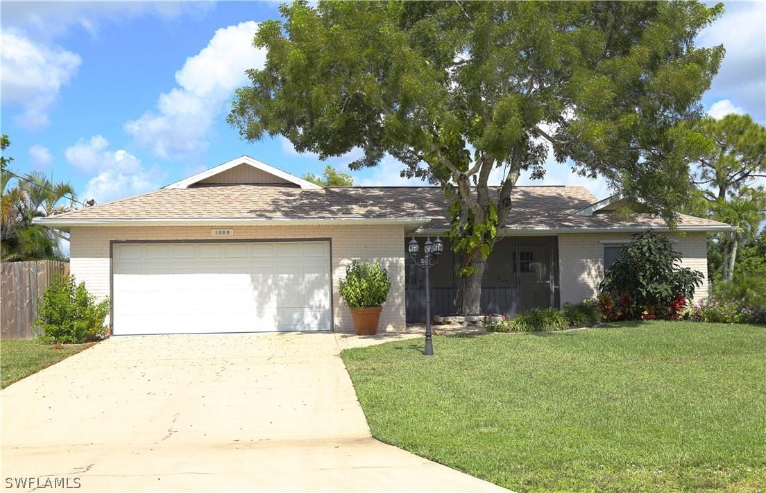 1009 SW 13th St., Cape Coral, FL 33991