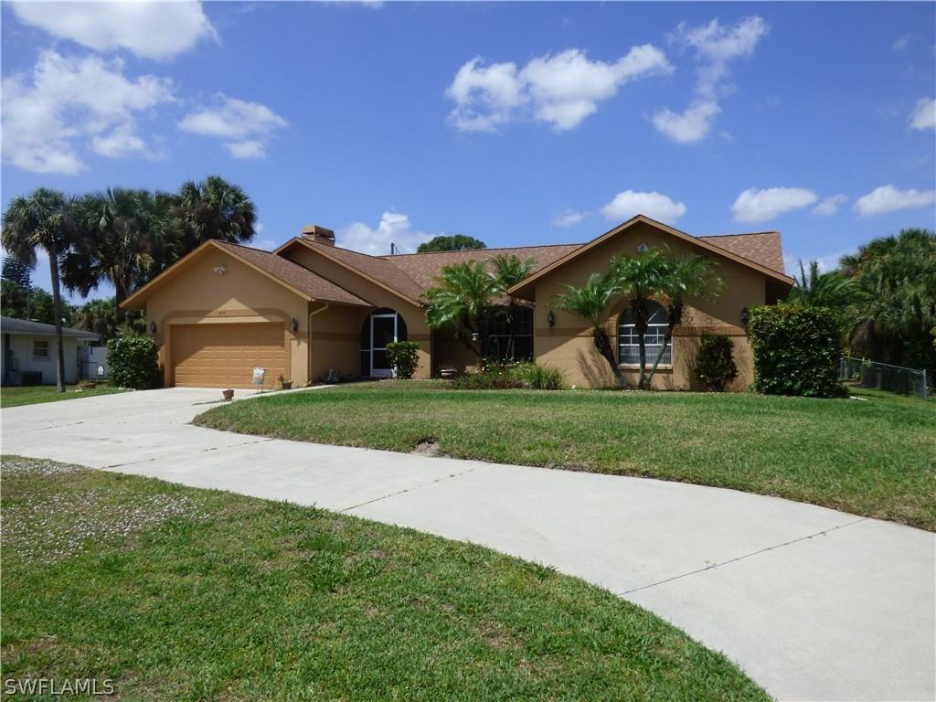 419 Roosevelt Ave., Lehigh Acres, FL 33936