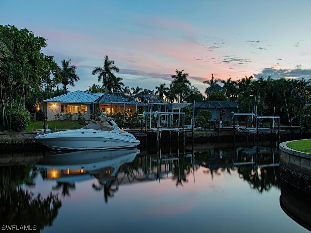 2040 Snook Dr., Naples, FL 34102