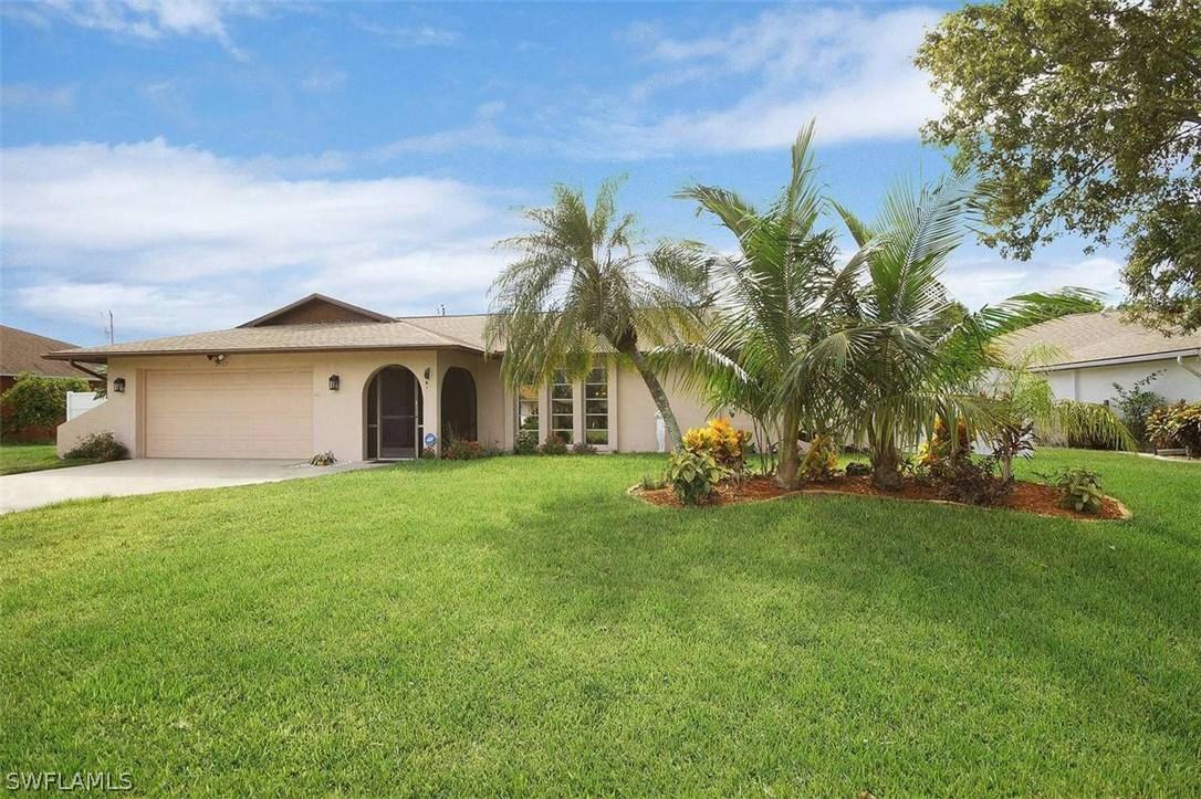 3902 SE 2nd Ave., Cape Coral, FL 33904