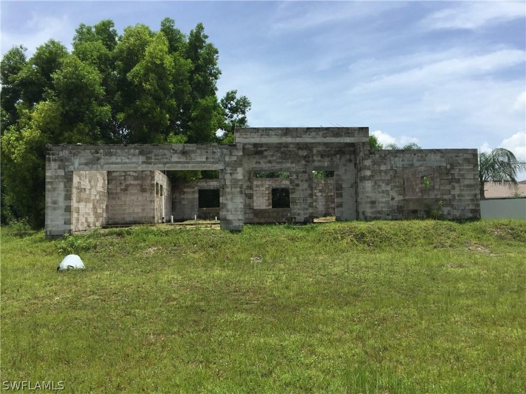 400 NW 11th Ter., Cape Coral, FL 33993