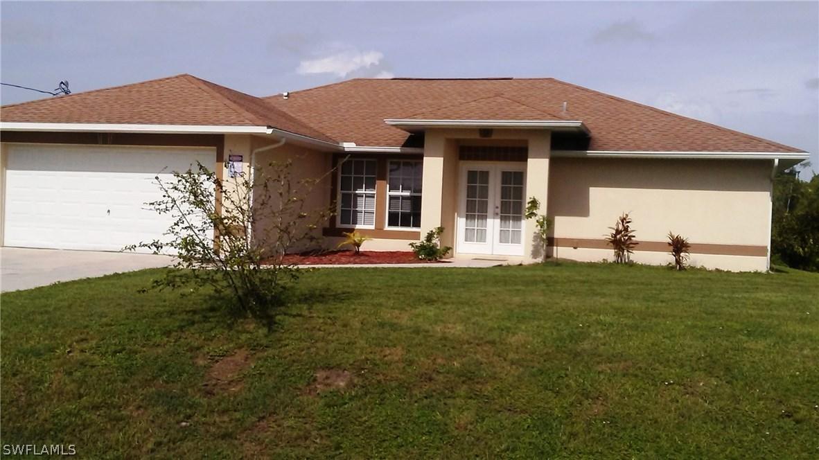 738 Nina Ave., Lehigh Acres, FL 33974