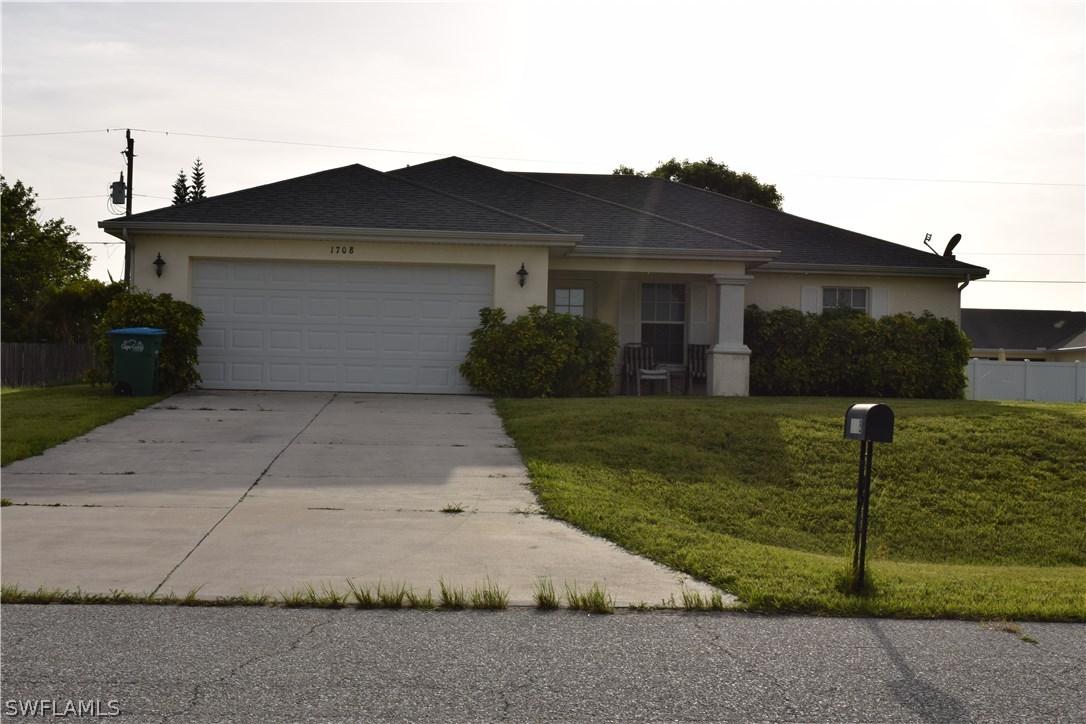 1708 NE 5th Pl., Cape Coral, FL 33909