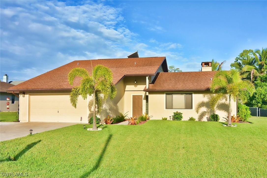 17208 Johnston Dr., Fort Myers, FL 33967