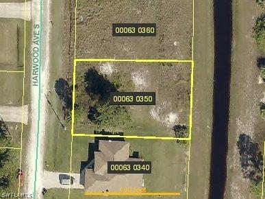 1043 Harwood Ave., Lehigh Acres, FL 33974