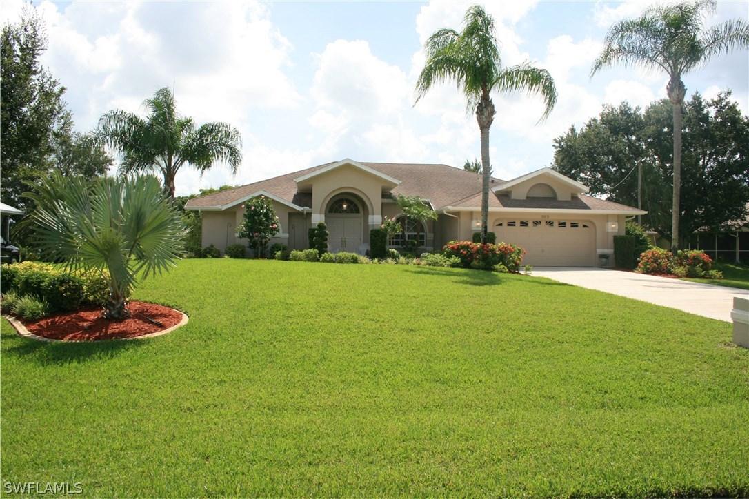 302 Washington Ave., Lehigh Acres, FL 33936