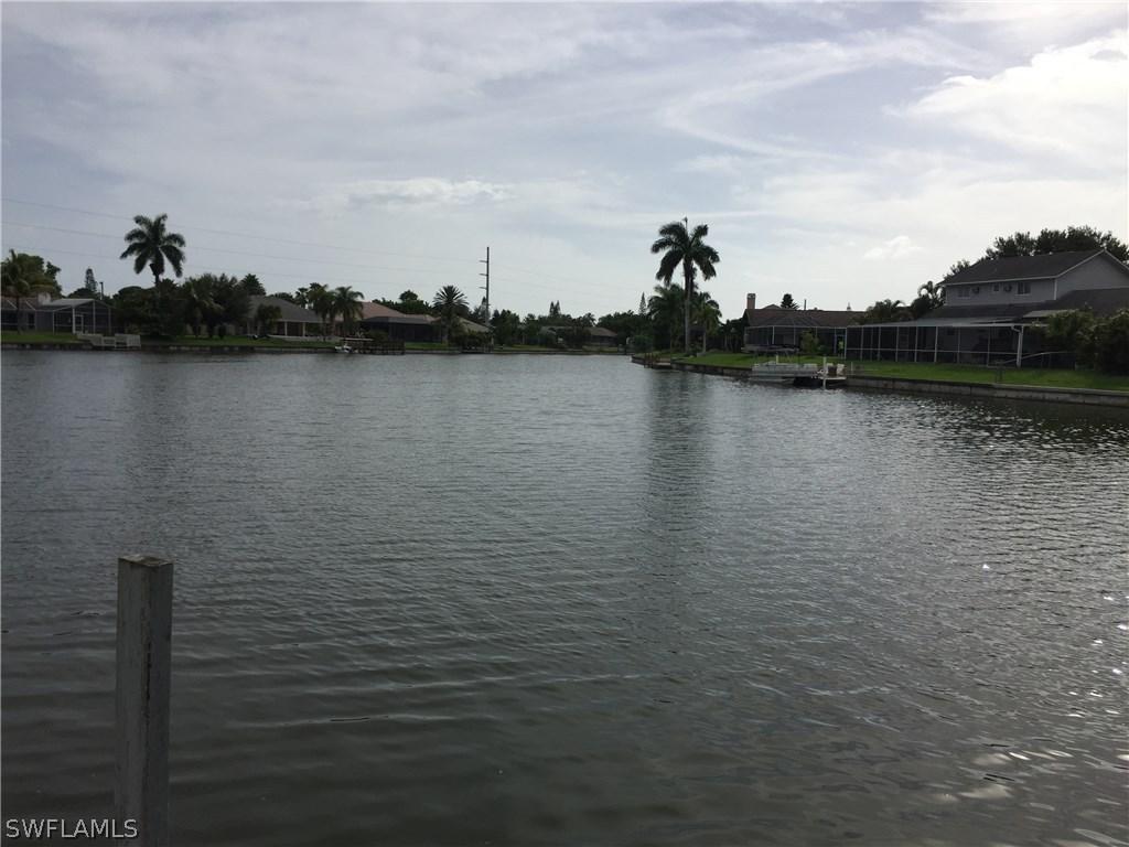 24 NE 19th Ct., Cape Coral, FL 33909