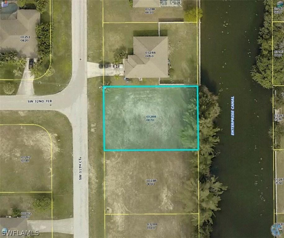 3215 SW 11th Ct., Cape Coral, FL 33914