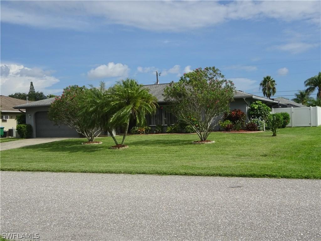 1118 SE 21st Ln., Cape Coral, FL 33990